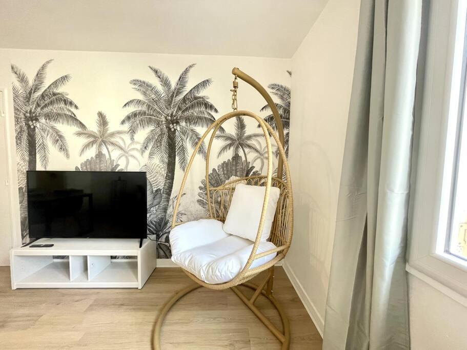 L'Instant Present - Calme & Elegant Proche Gare Apartment Roanne Exterior photo